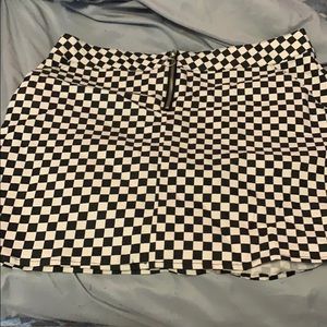 Checkerboard skirt